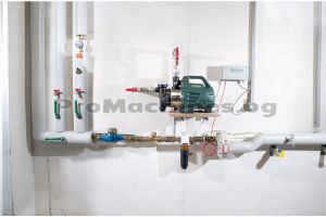 Помпа за вода 1300W електронен пресостат - Metabo HWAI 4500 INOX 